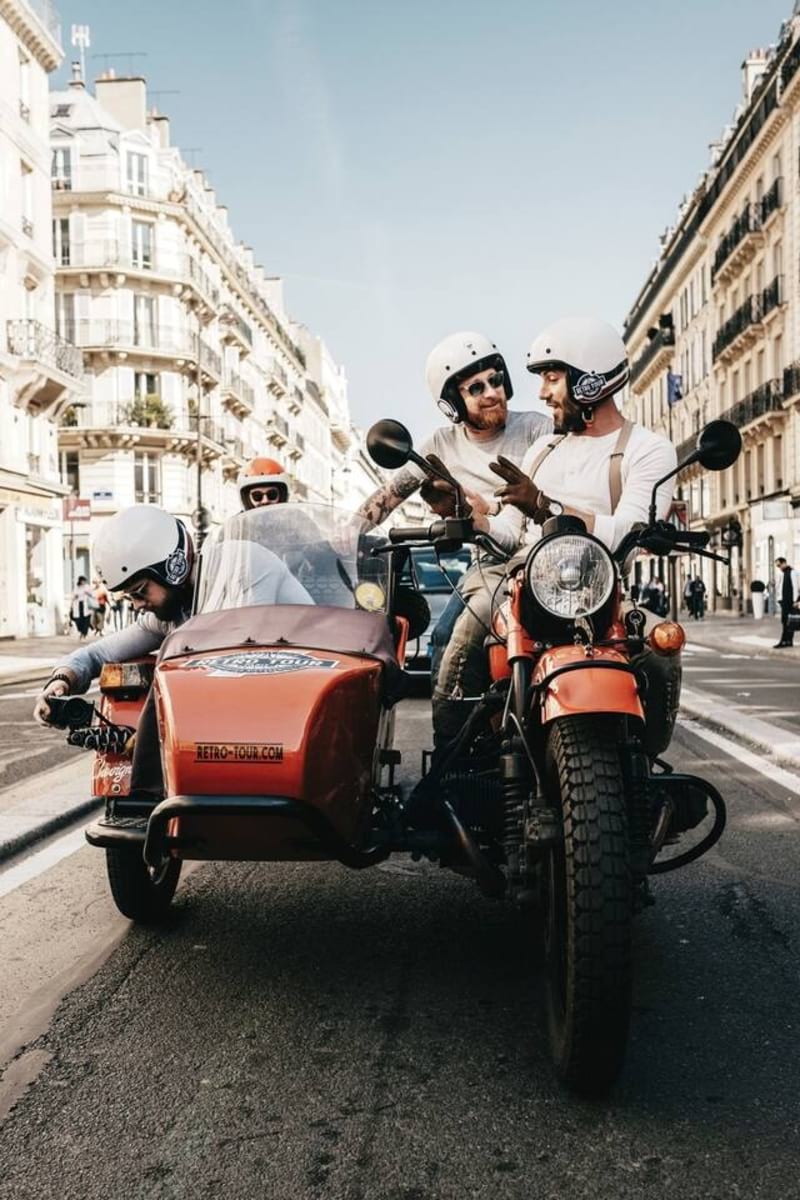 Best of Paris on Sidecar, Paris