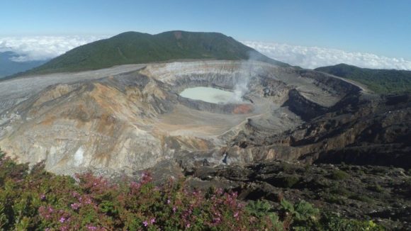 Poás Volcano Hike