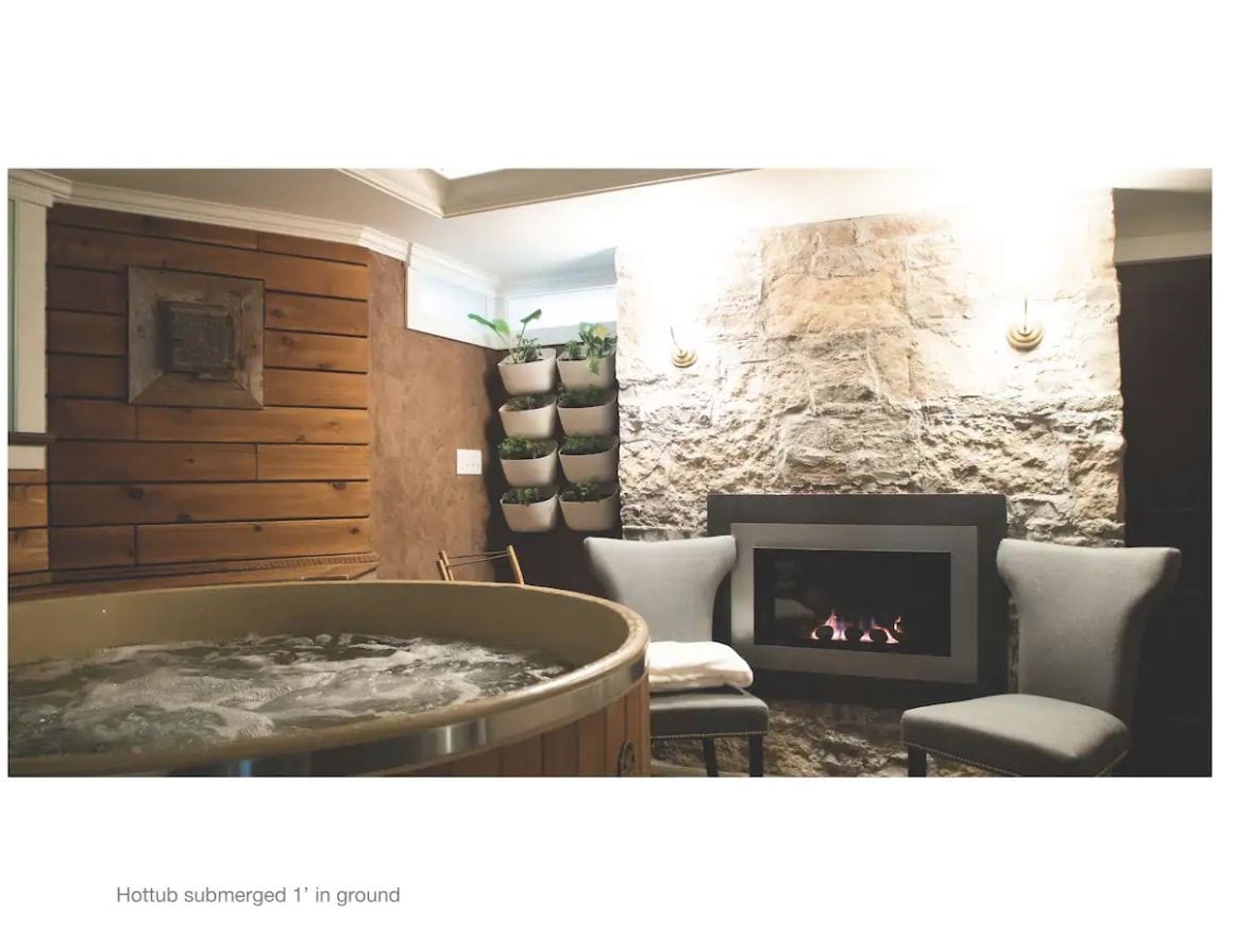 Luxurious Hot Tub Getaway Halifax