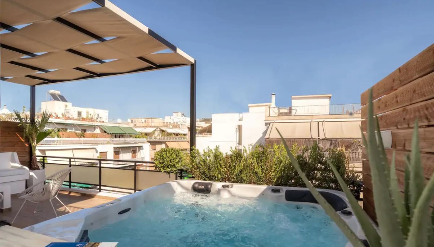 Luxury Penthouse with Jacuzzi Athens