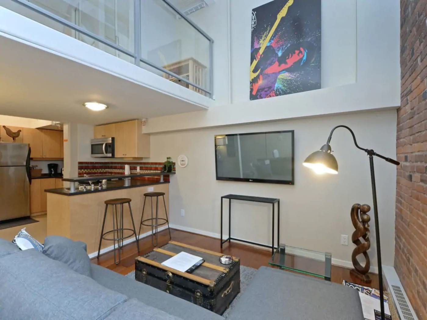 Overall best value Airbnb in Victoria – Whimsical Heritage Loft