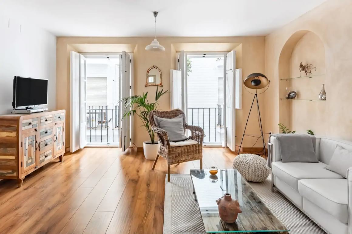 Central apartment with terrace, Sevilla