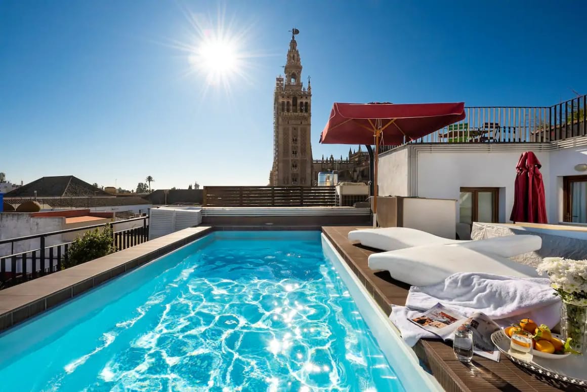 Studio with Cathedral Views, Sevilla