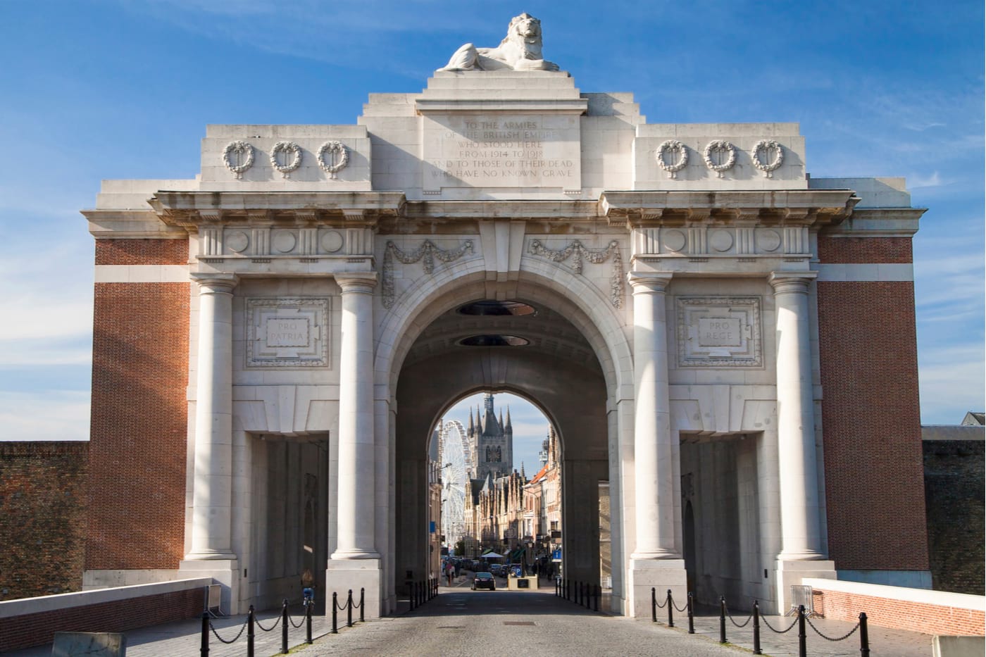 menin gate in ypres belgium