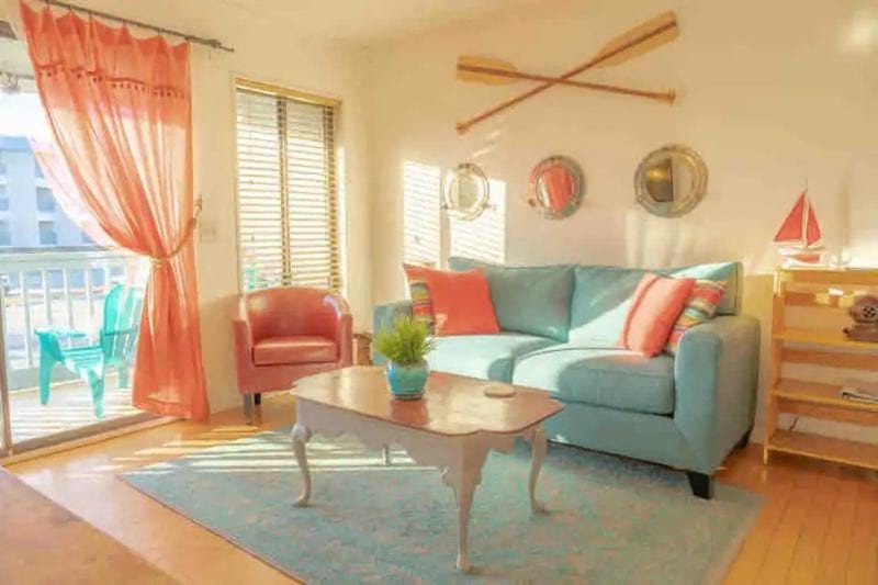 Adorable Beachfront Condo Tybee Island