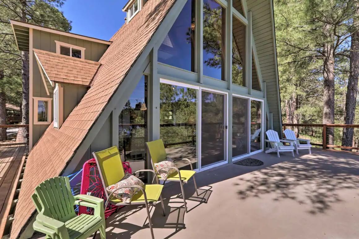 Spacious A Frame Cabin with deck and views,Flagstaff