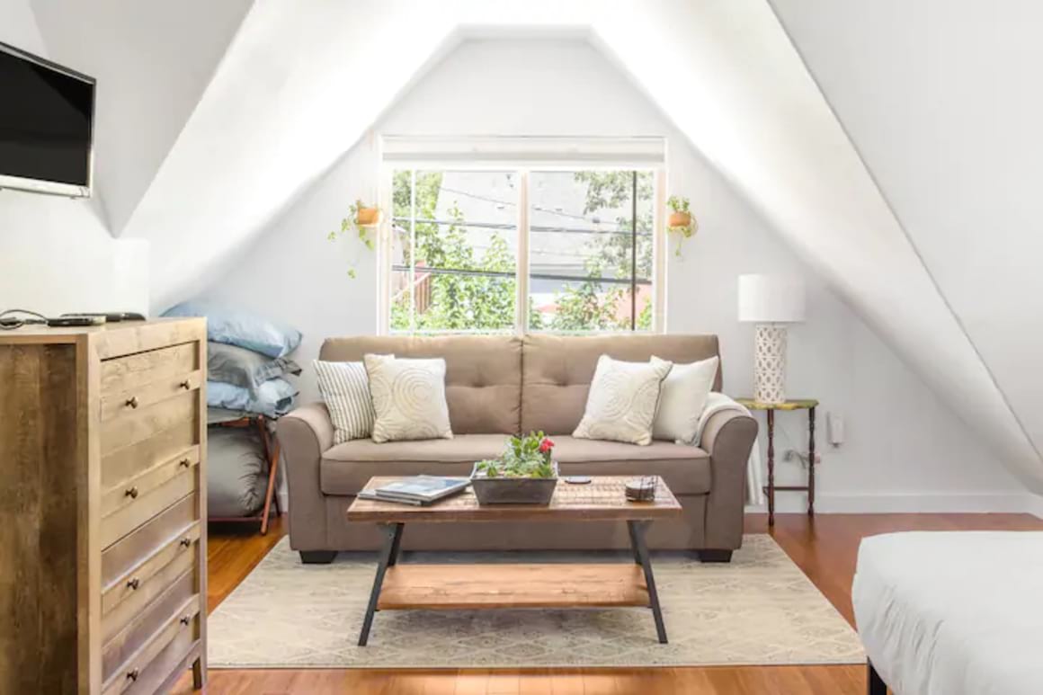 Light-Filled Loft near Lady Bird Lake