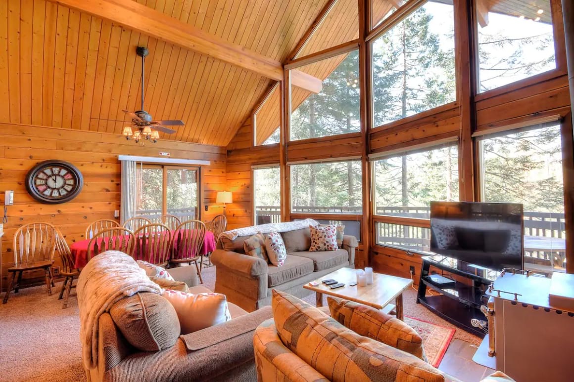 Treetop Cabin by Yosemite National Park, Yosemite