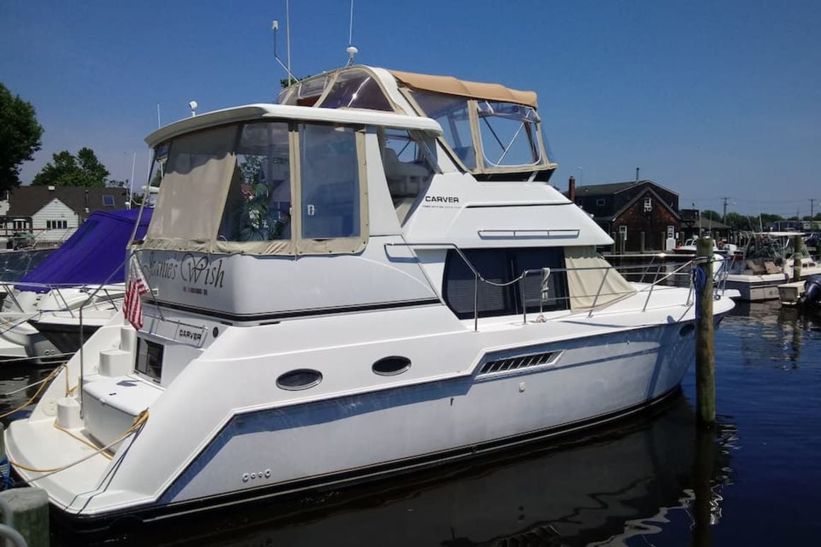 Yacht, Fire Island