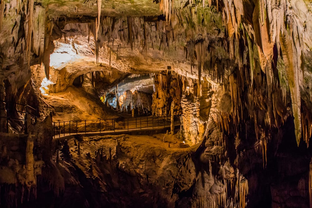 shutterstock-postojna-slovenia