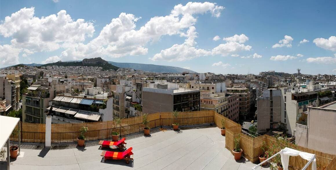 Spacious Rooftop Condo