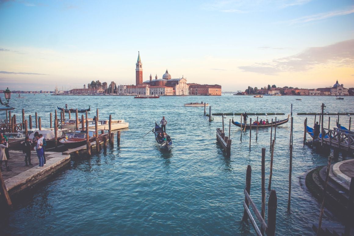 venice gondola