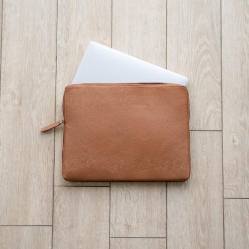 Kodiak 14 Padded Laptop Sleeve, leather bag.