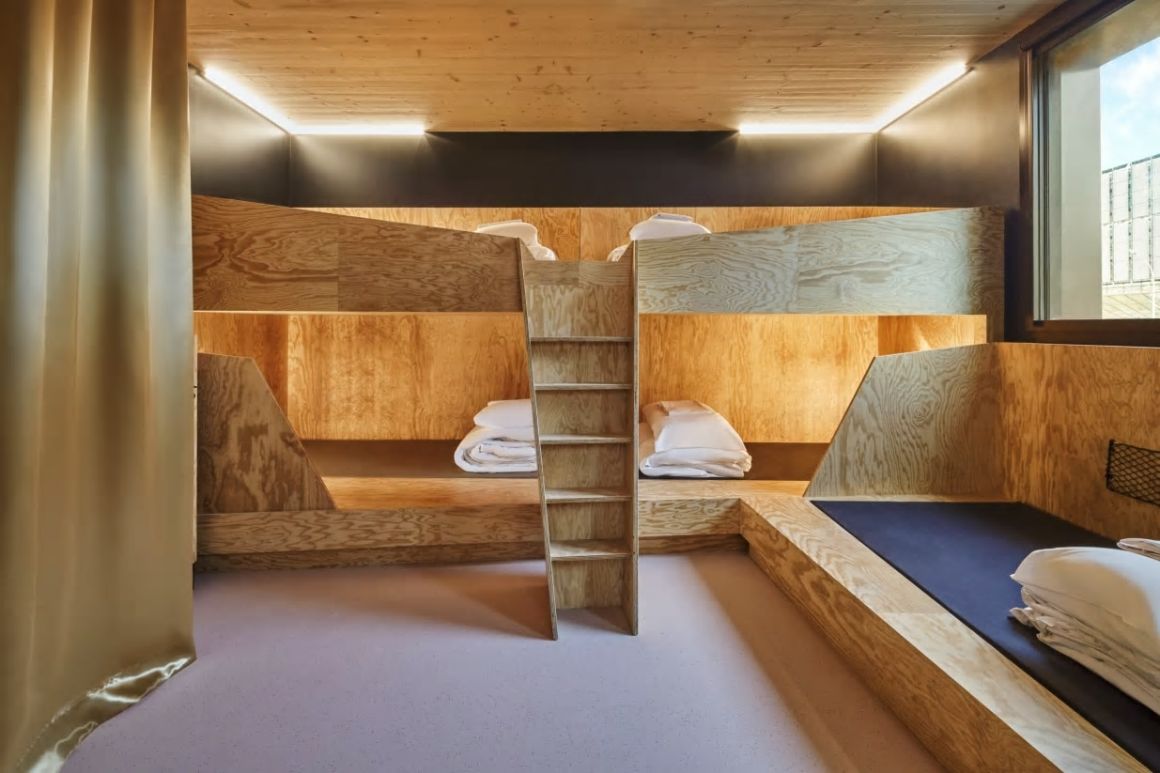 JOJOE Gentilly Cheap Hostel Paris