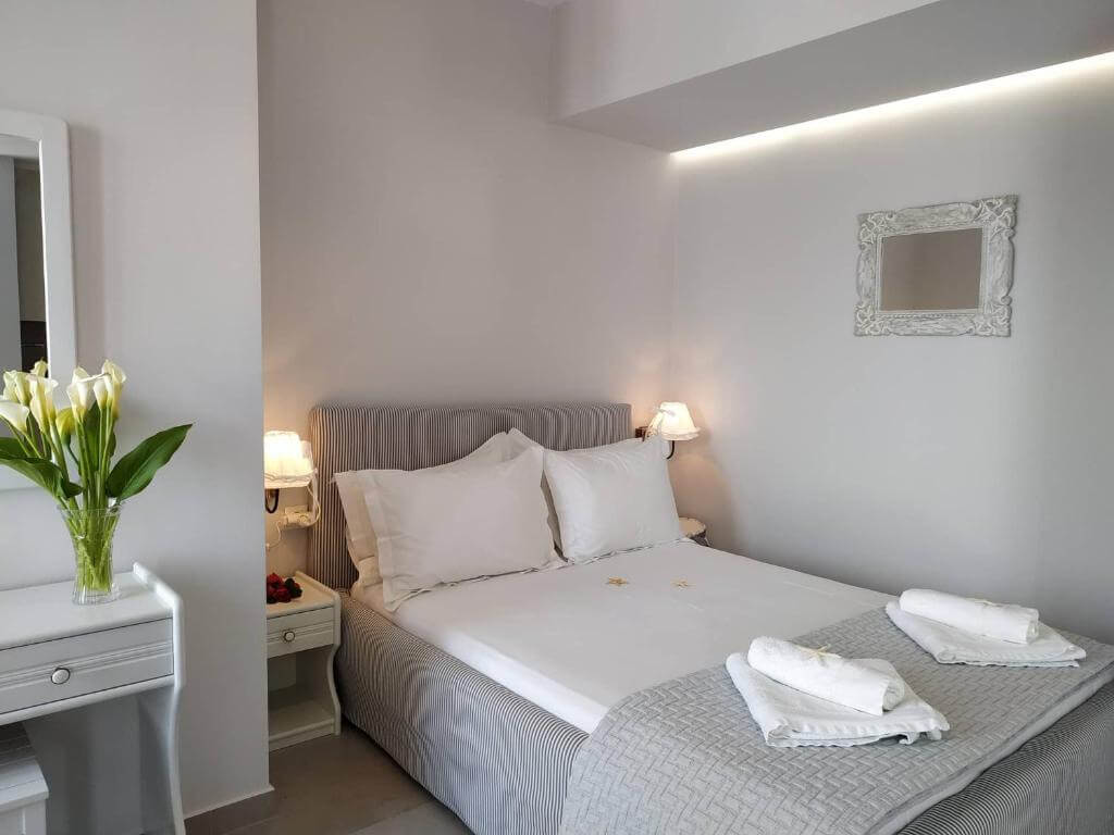 Andreas and Petrinela Rooms Naxos