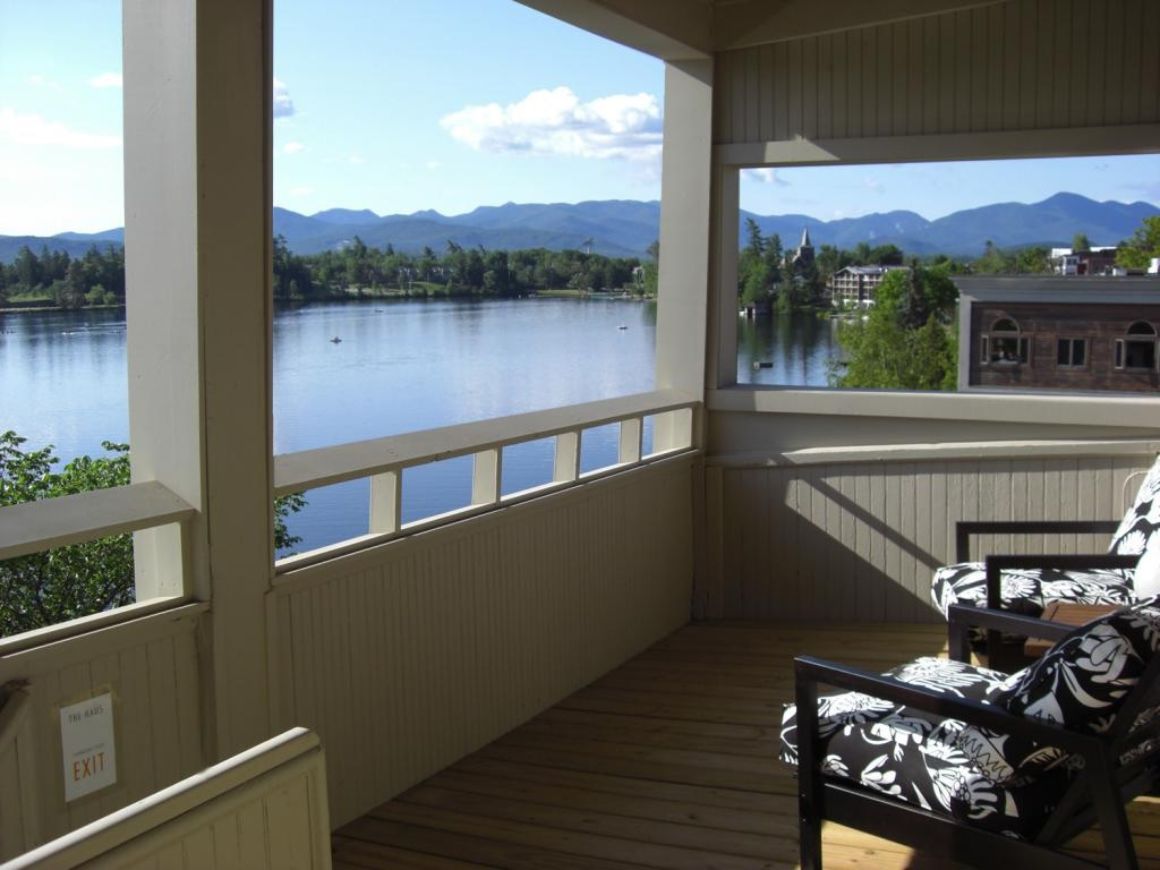 The Haus on Mirror Lake,Lake Placid