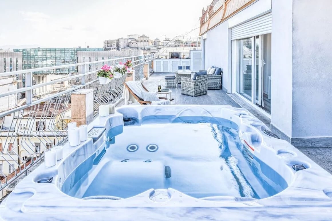 Penthouse Jacuzzi