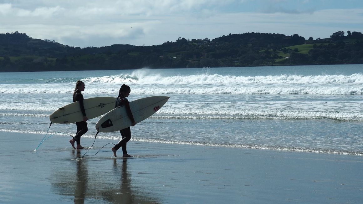 Surf in New Zealand