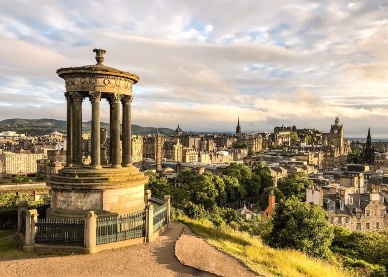 10 STUNNING Cottages in Edinburgh