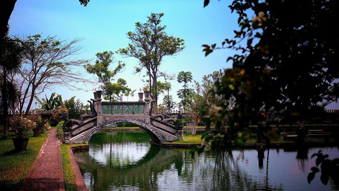 tirtaganga bali indonesia