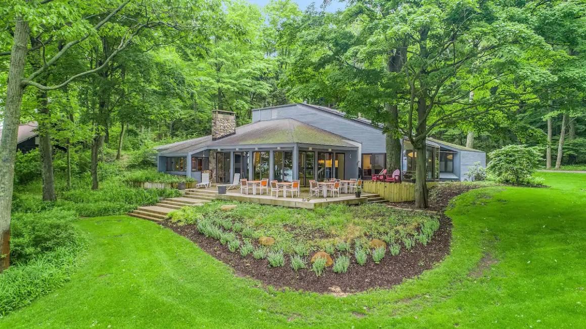 60 Acre Property in Holland