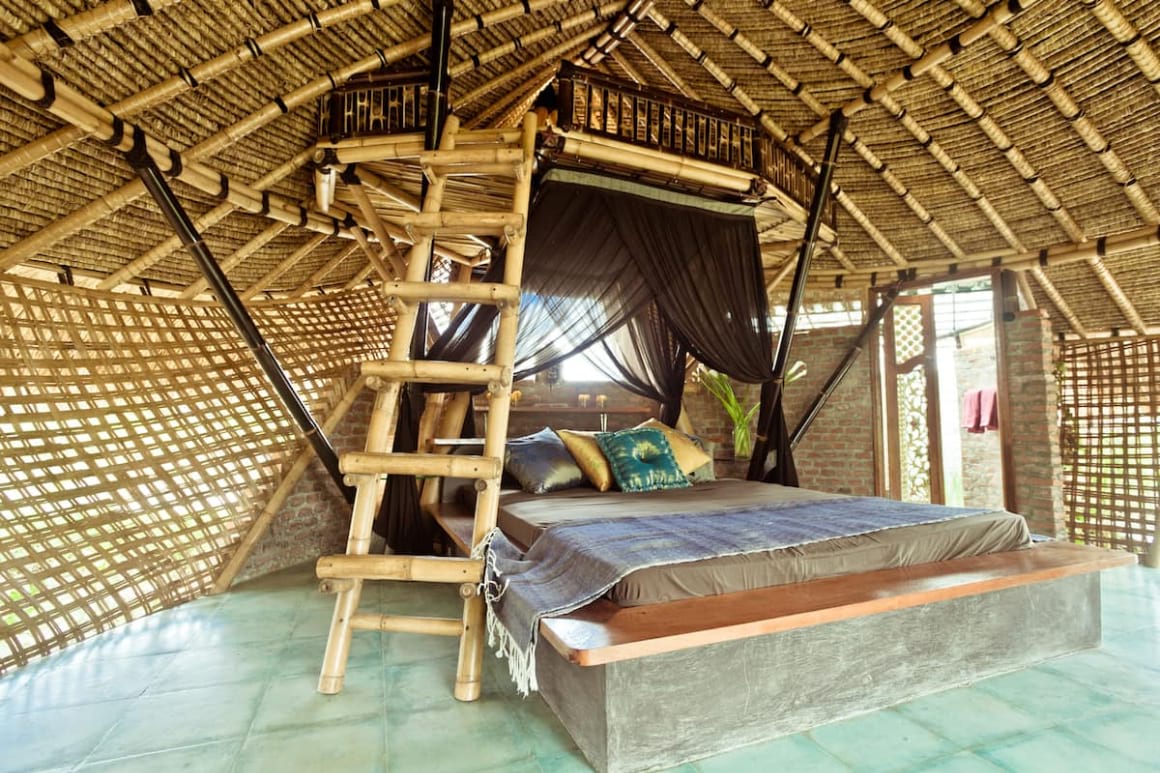 Bamboo Eco Cottage in Rice Fields
