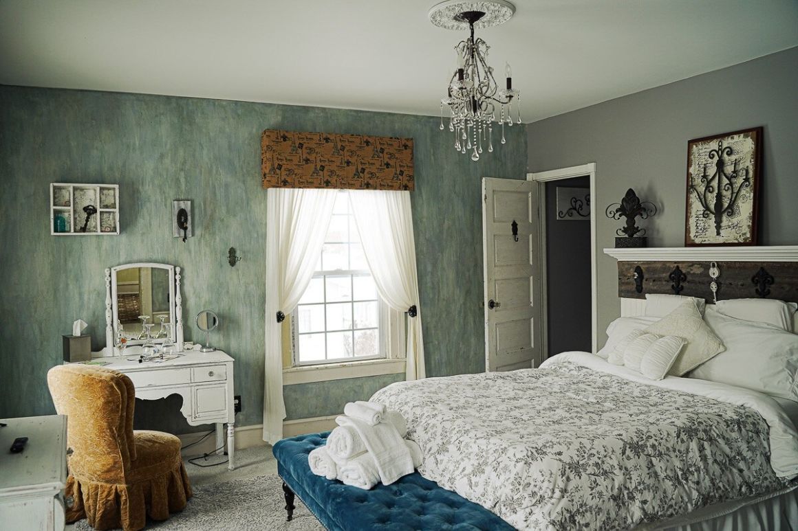 Bella Mia Bed and Breakfast Michigan