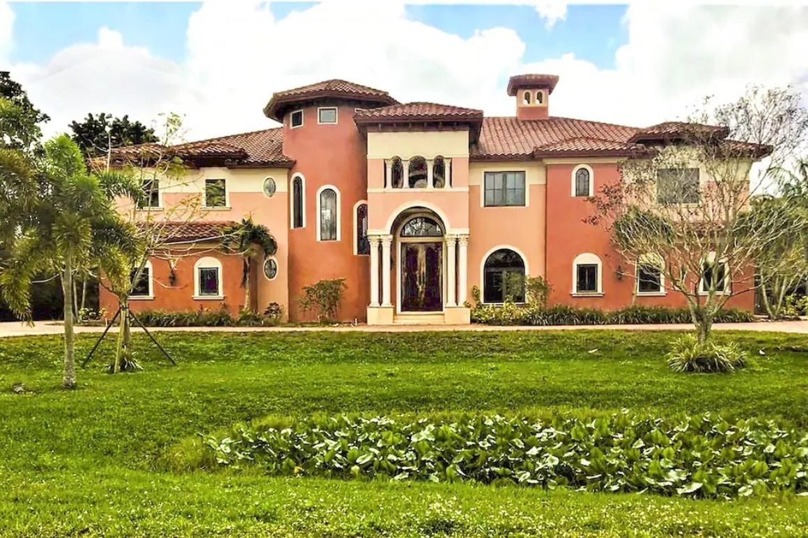 Chateau Paradiso Plantation Mansion, Fort Lauderdale