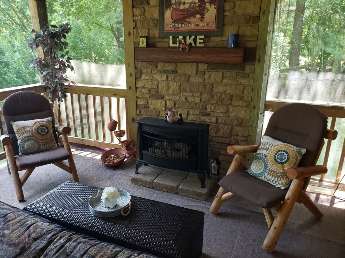 Lakefront Cabin