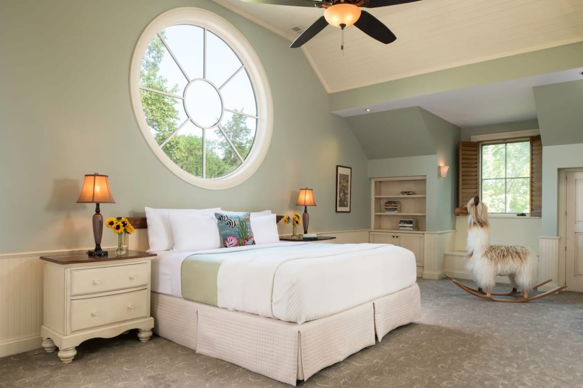 The Carriage House Great Oak Manor Bed and Breakfast Maryland