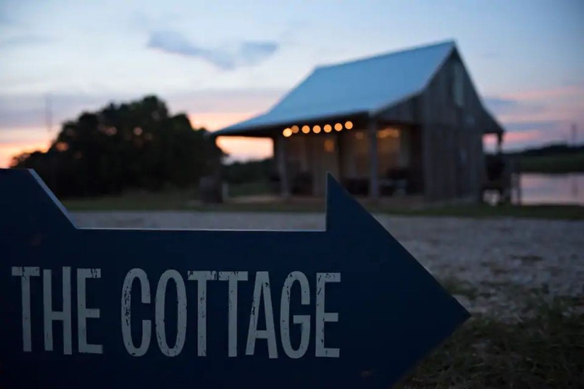 The Waterfront Cottage Missouri