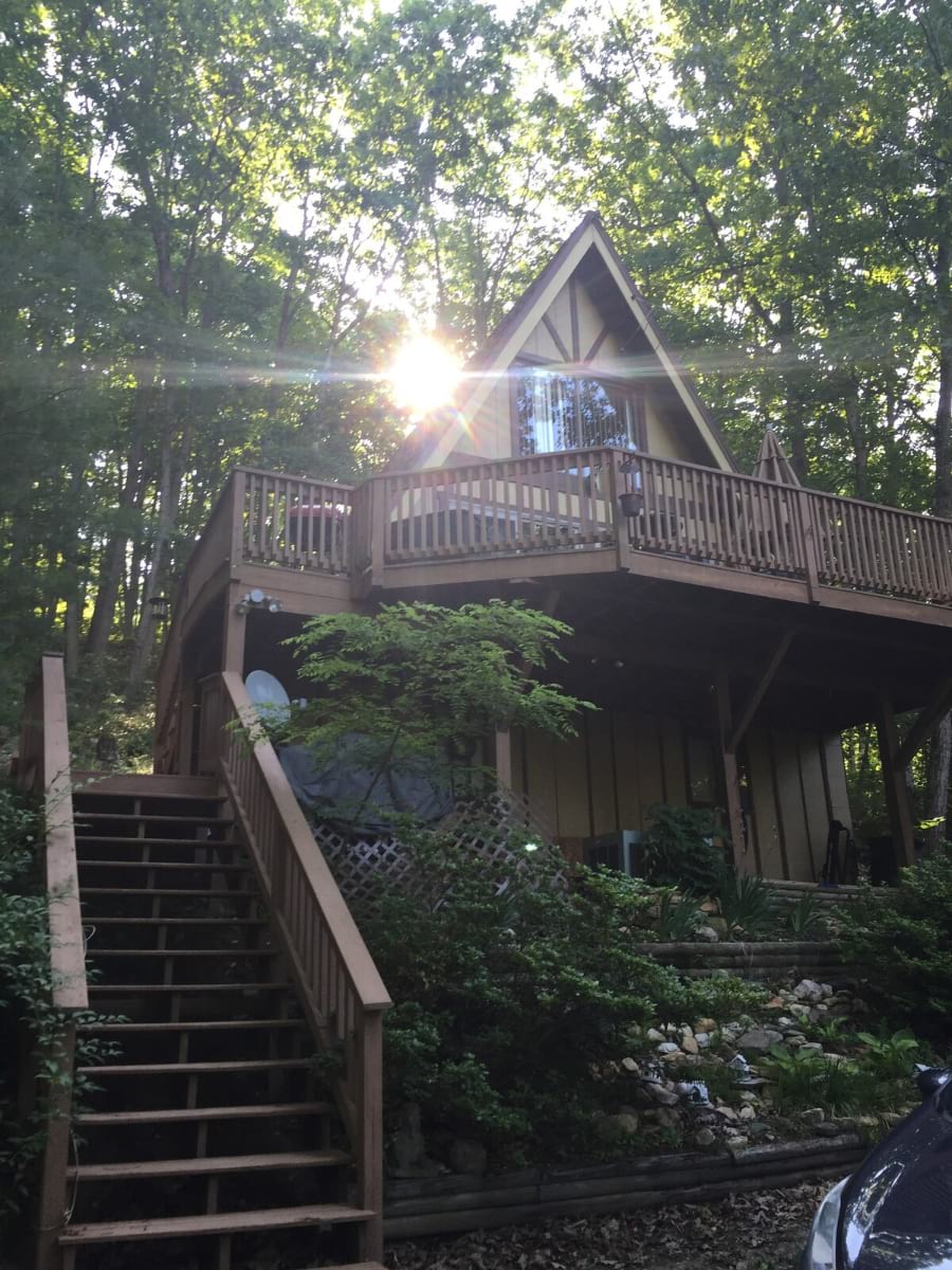 Treehouse Cabin