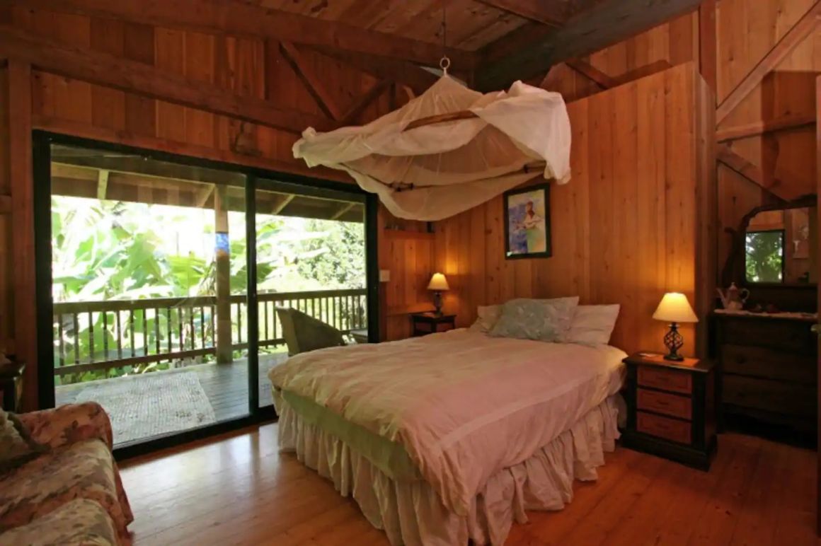 Main Eco-Lodge in Hawaii