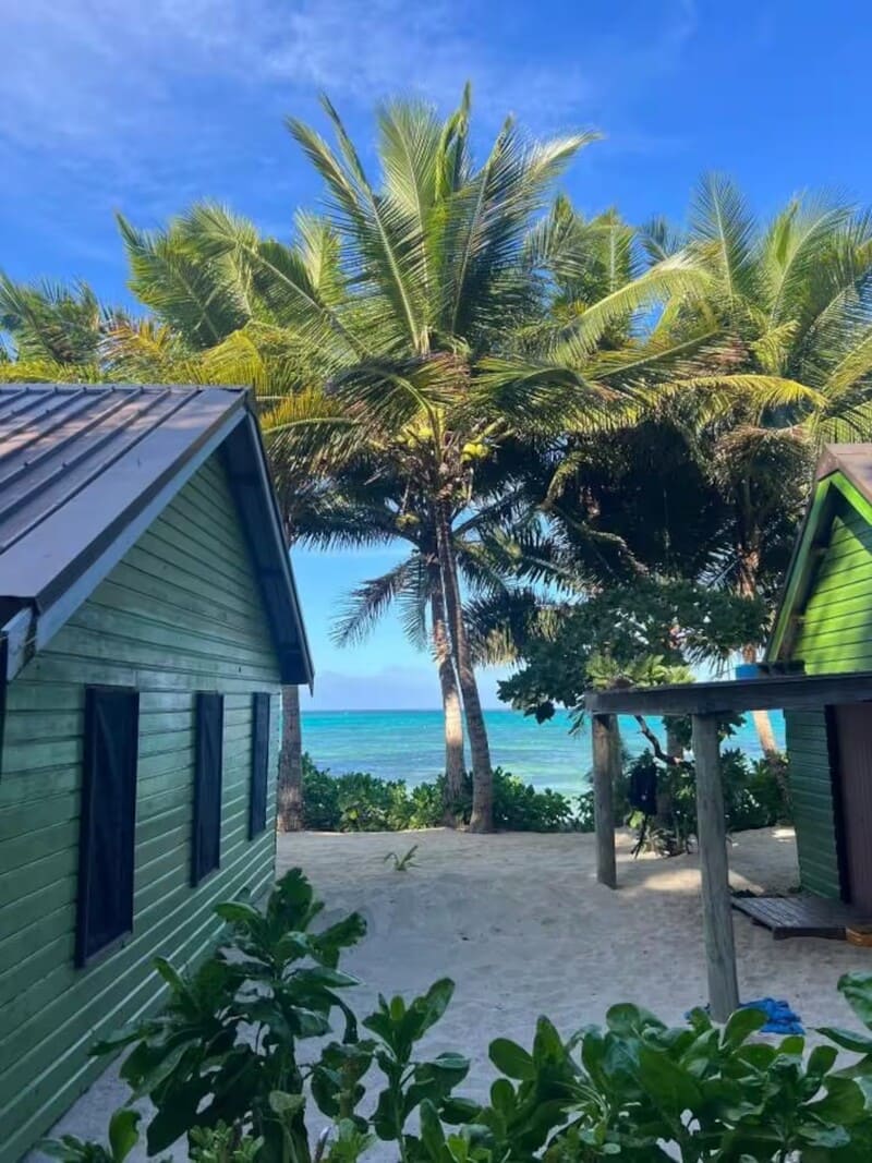 Traditional Ocean Bure 2 at Gold Coast Inn