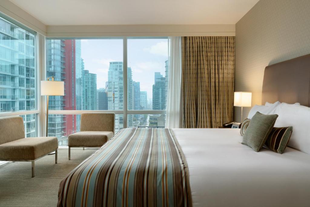 Coast Coal Harbour Vancouver Hotel