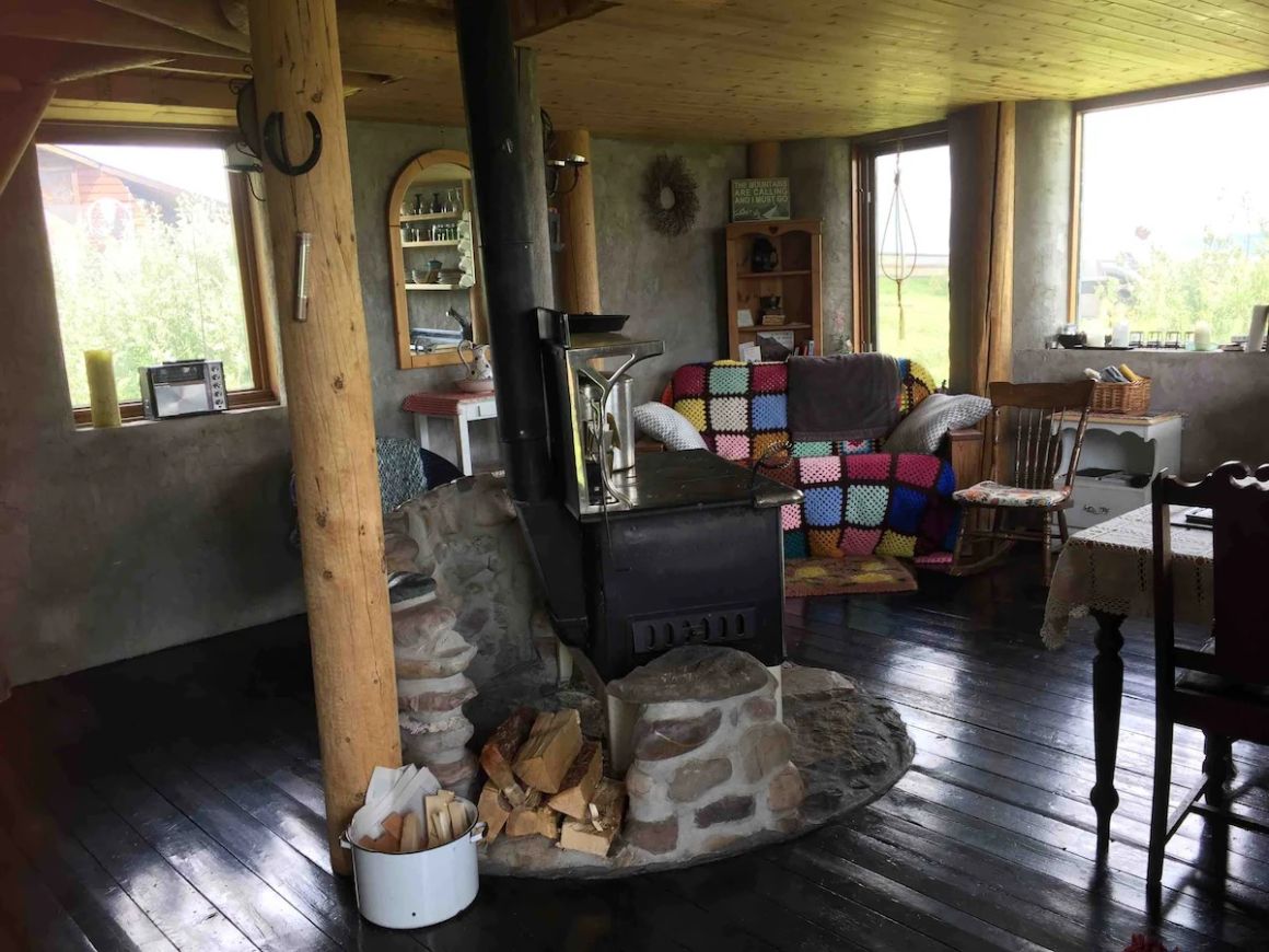 Eco Cabin Off Grid Connected to Nature Calgary