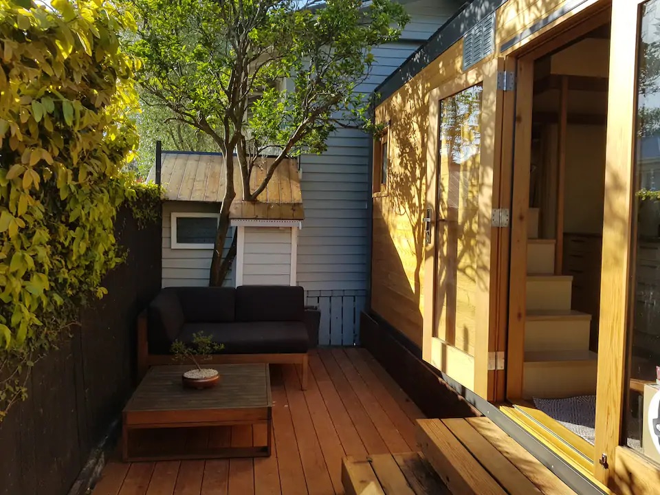 Eco-friendly tiny house near beach CBD Auckland
