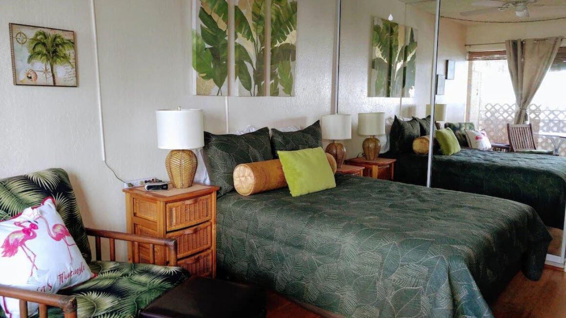 Stylish Condo Near Kalakaua Avenue