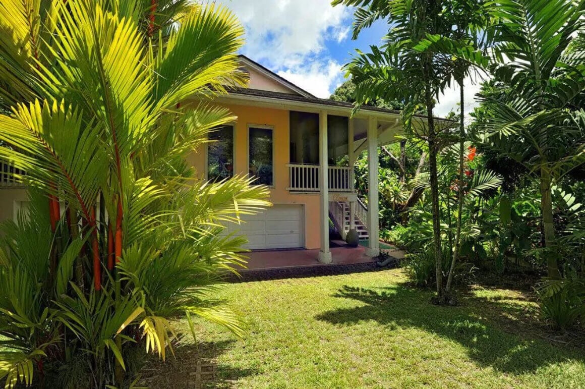 1 Bed Cottage in Fruit Plantation