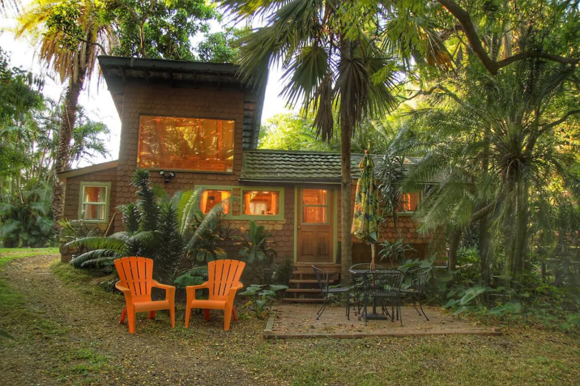 2 Sleeper Cabin in Magical Forest