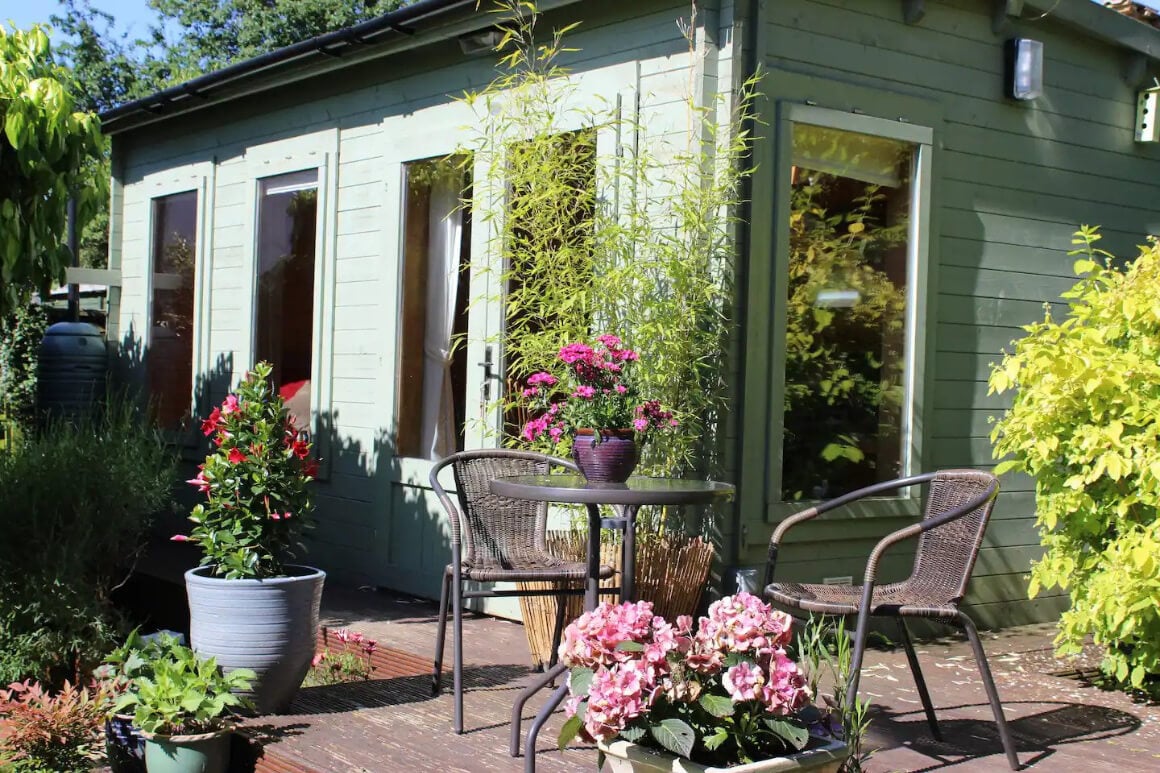 Beautiful, socially distanced garden cabin