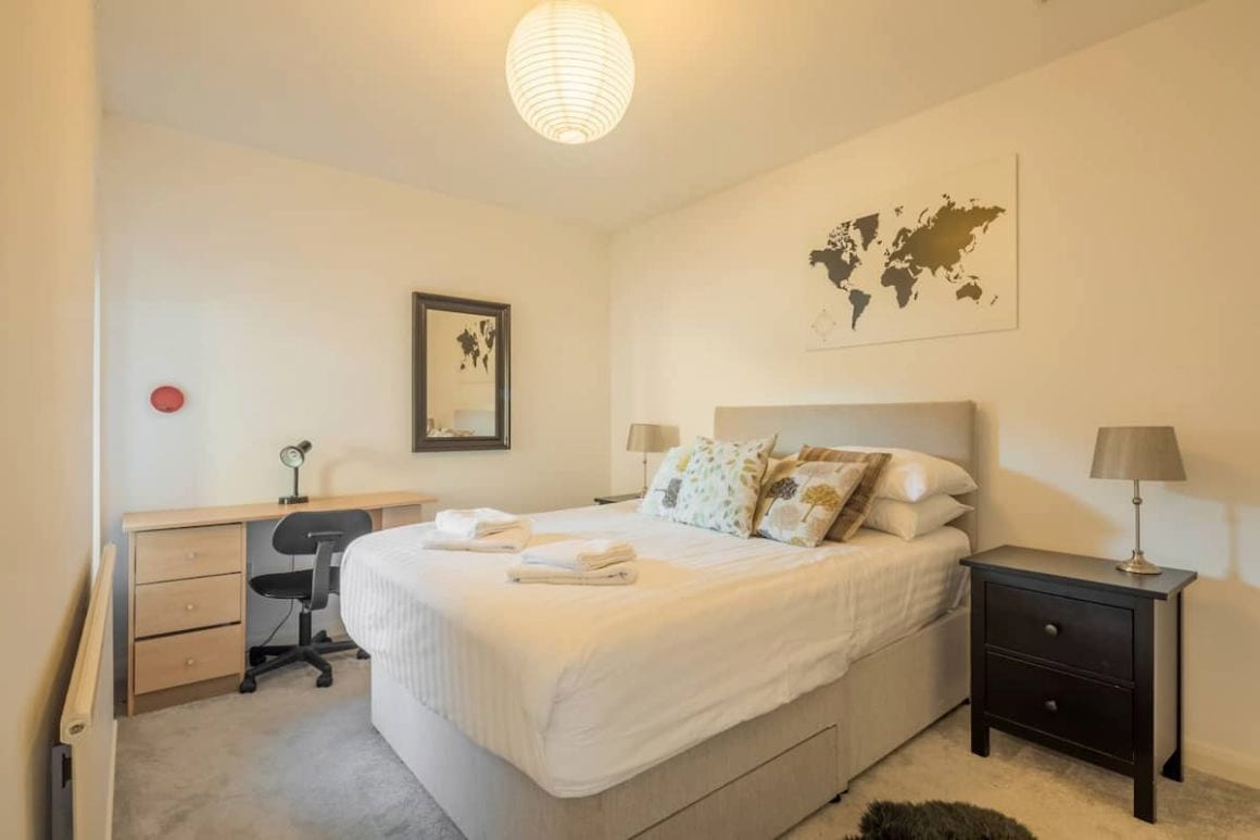 Central Cambridge Flat for up to 4 People