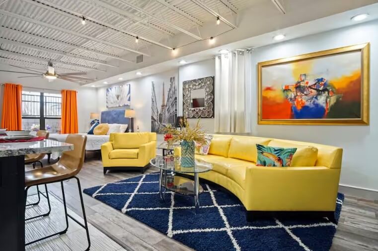 Luxurious Clean Downtown OKC Studio