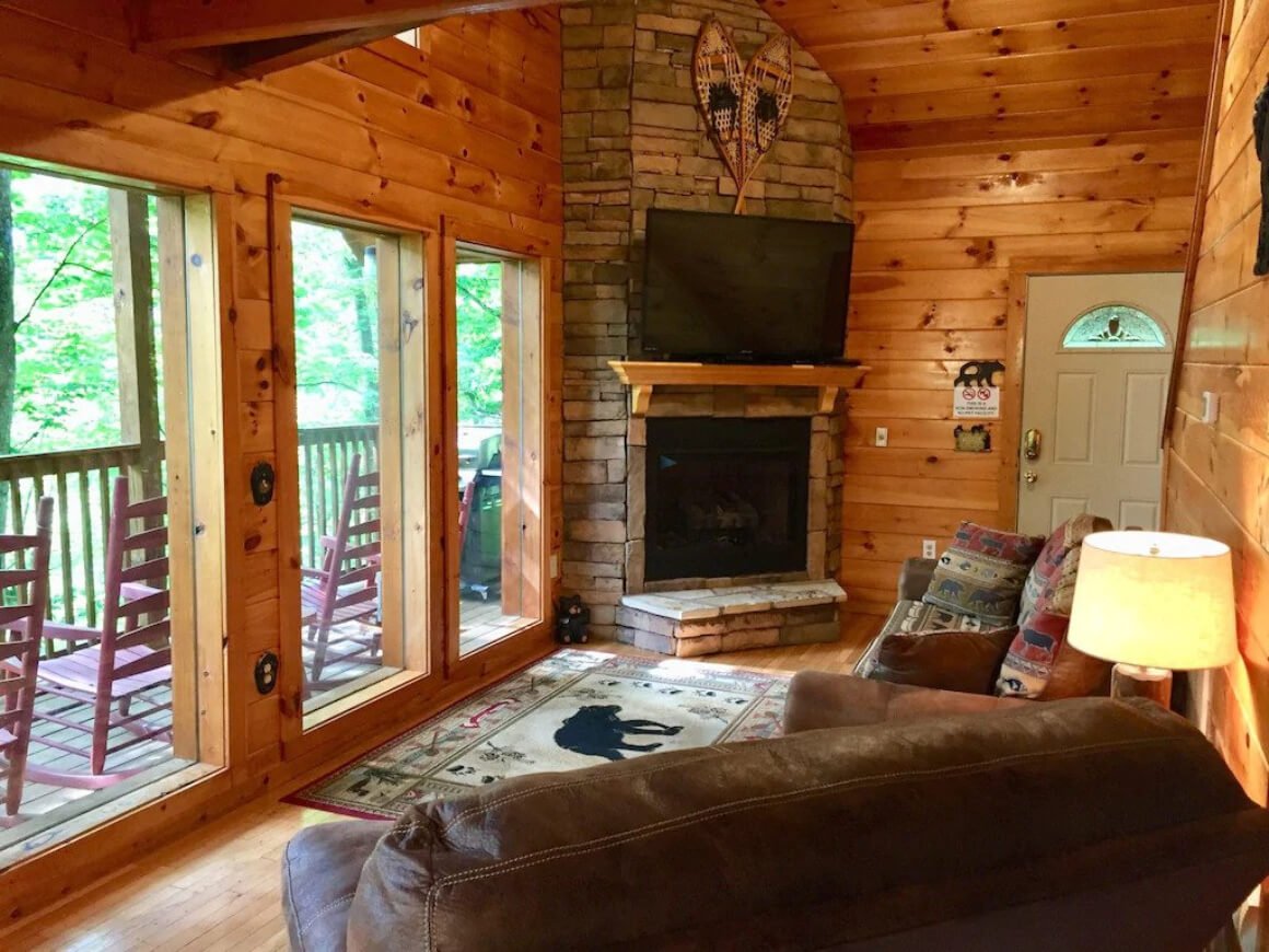 Scenic 2 Bedroom/2 Bathroom Cabin