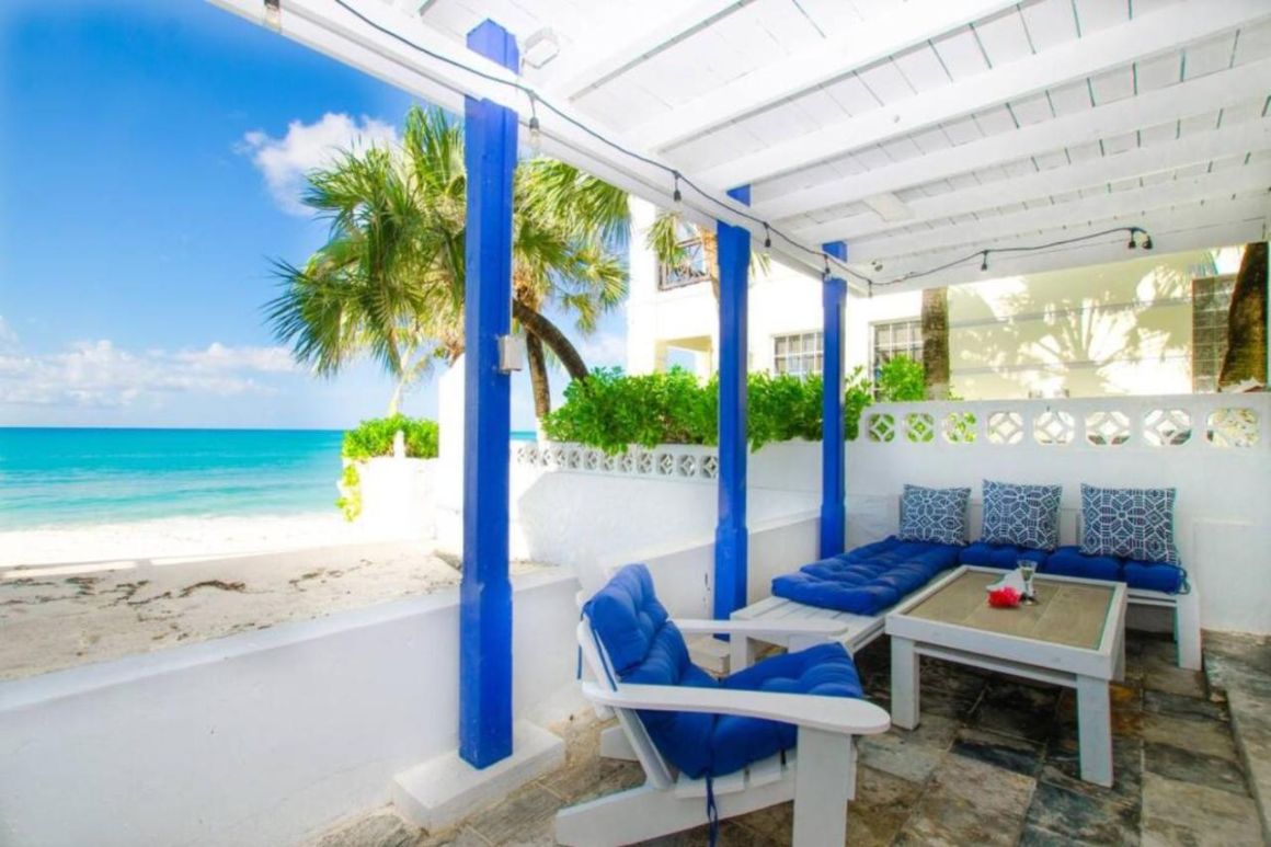 2 Bed Beach House with Ocean Views Bahamas