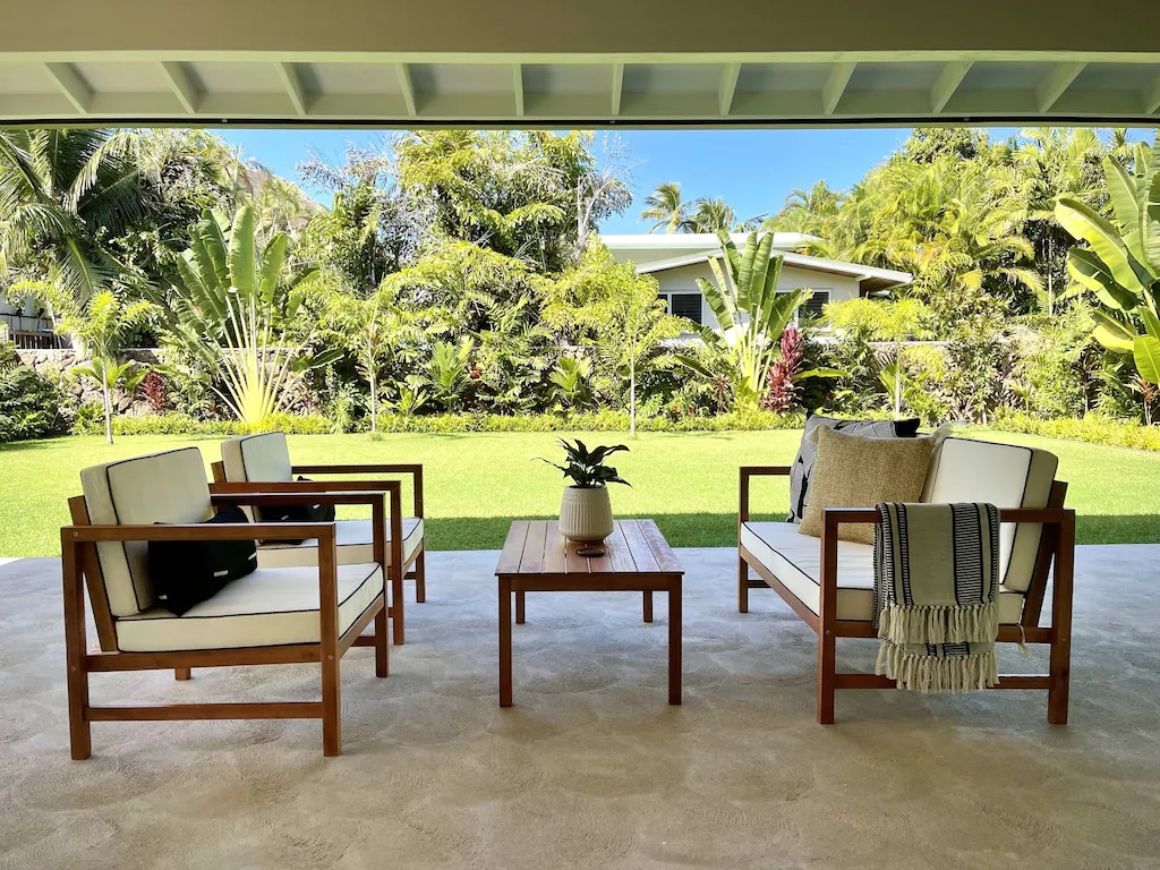 Beautiful Modern 2 Bed Home with Yard Oahu