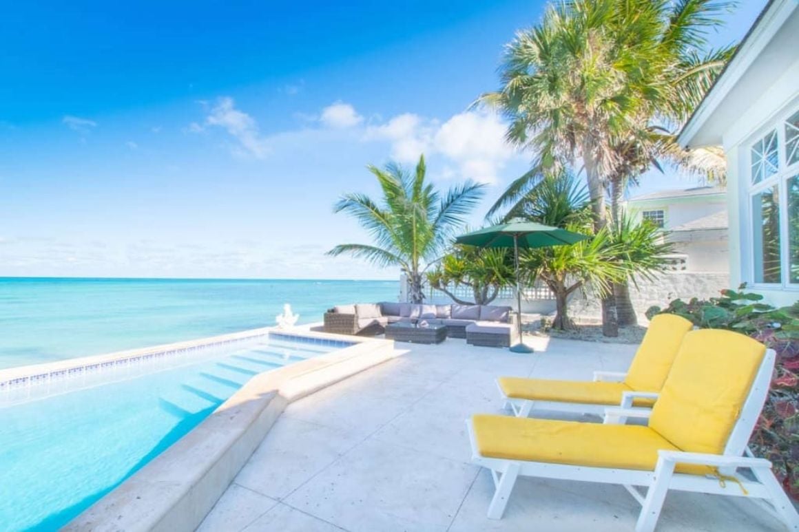 Breathtaking 4 Bed Bahamaim Waterfront Villa Bahamas