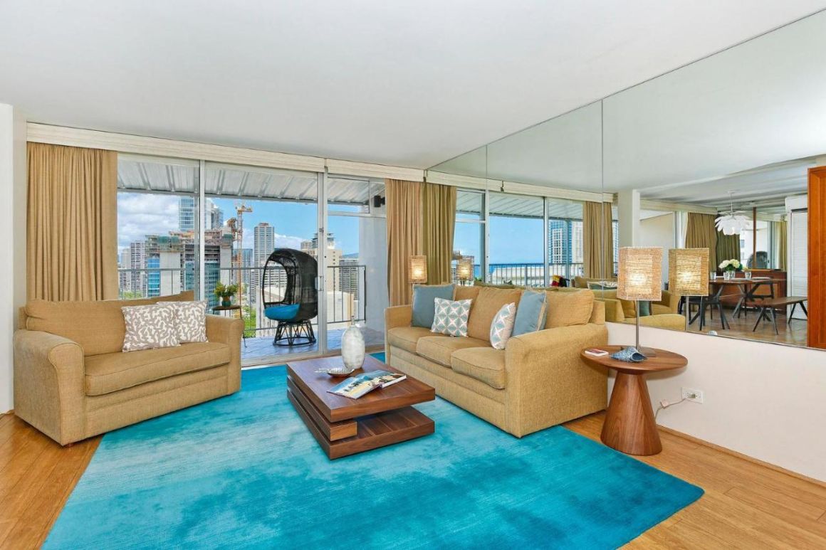 Contemporary 1 Bed Condo with City views Oahu
