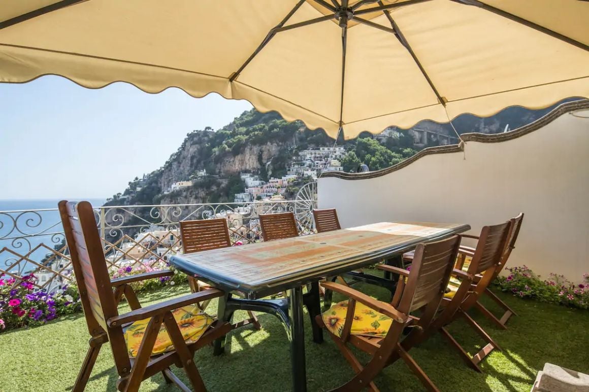 Entire villa near everything with terrace Positano