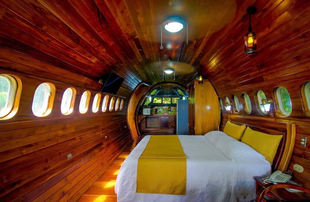 Island Castaway Airplane for 2 Costa Rica